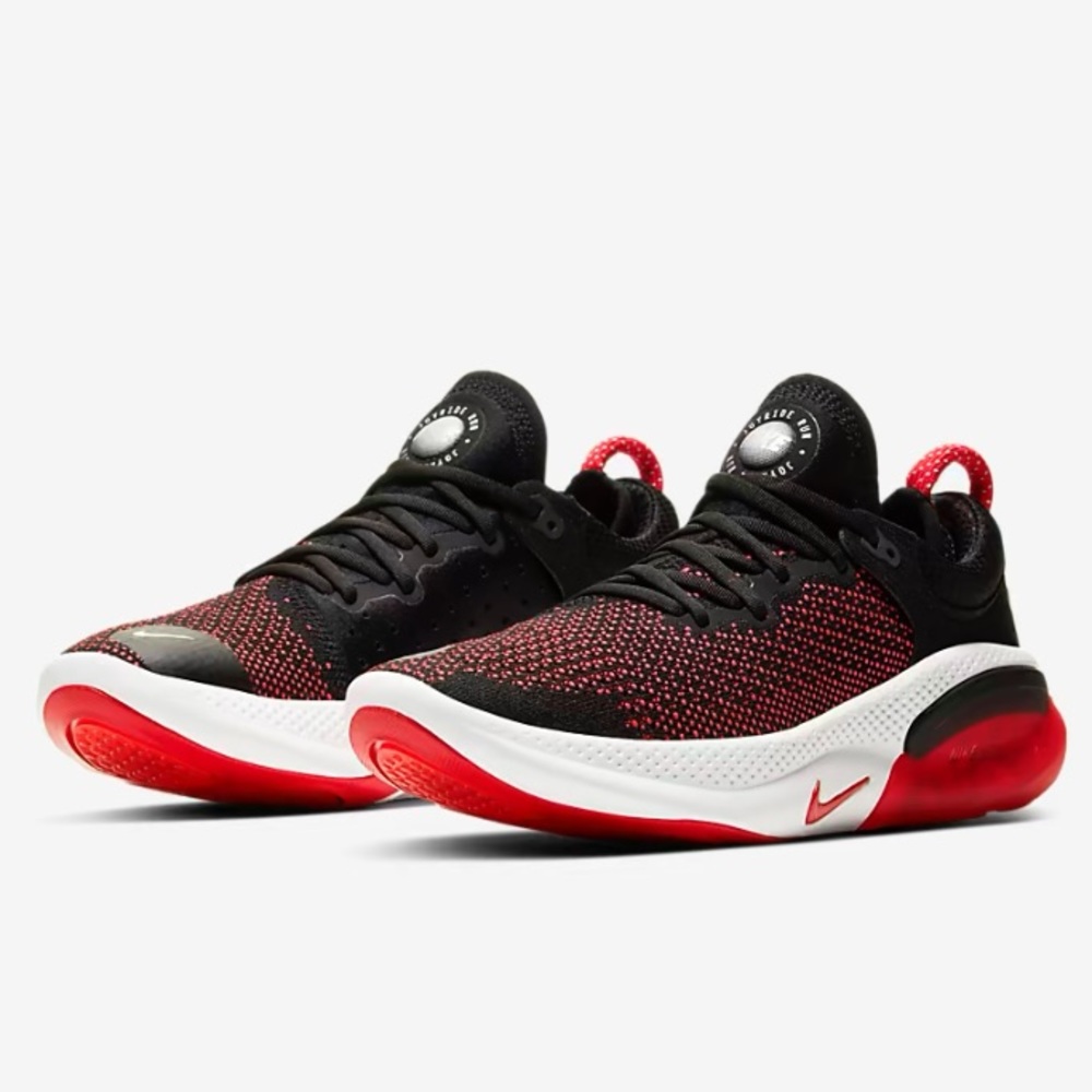 Women’s Nike Joyride Run Flyknit